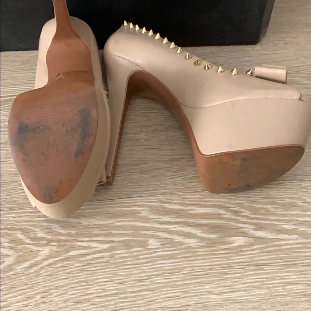 Platform Heels - Picture 4 of 5